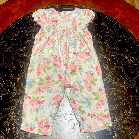 Girls Bundle Jeans, 2 Blouses Jumpsuit Long Sleeve Thermal Top All 12-18 Months - Picture 6 of 14